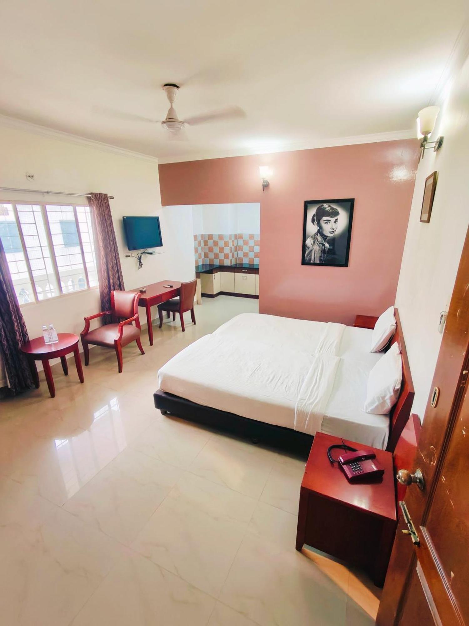 Kings Suites Palace Grounds Bengaluru Kültér fotó